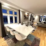 Apartment Stetind - Modern With Free Parking