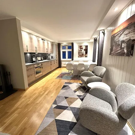 Apartment Stetind - Modern With Free Parking
