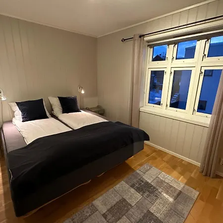 Apartment Stetind - Modern With Free Parking *